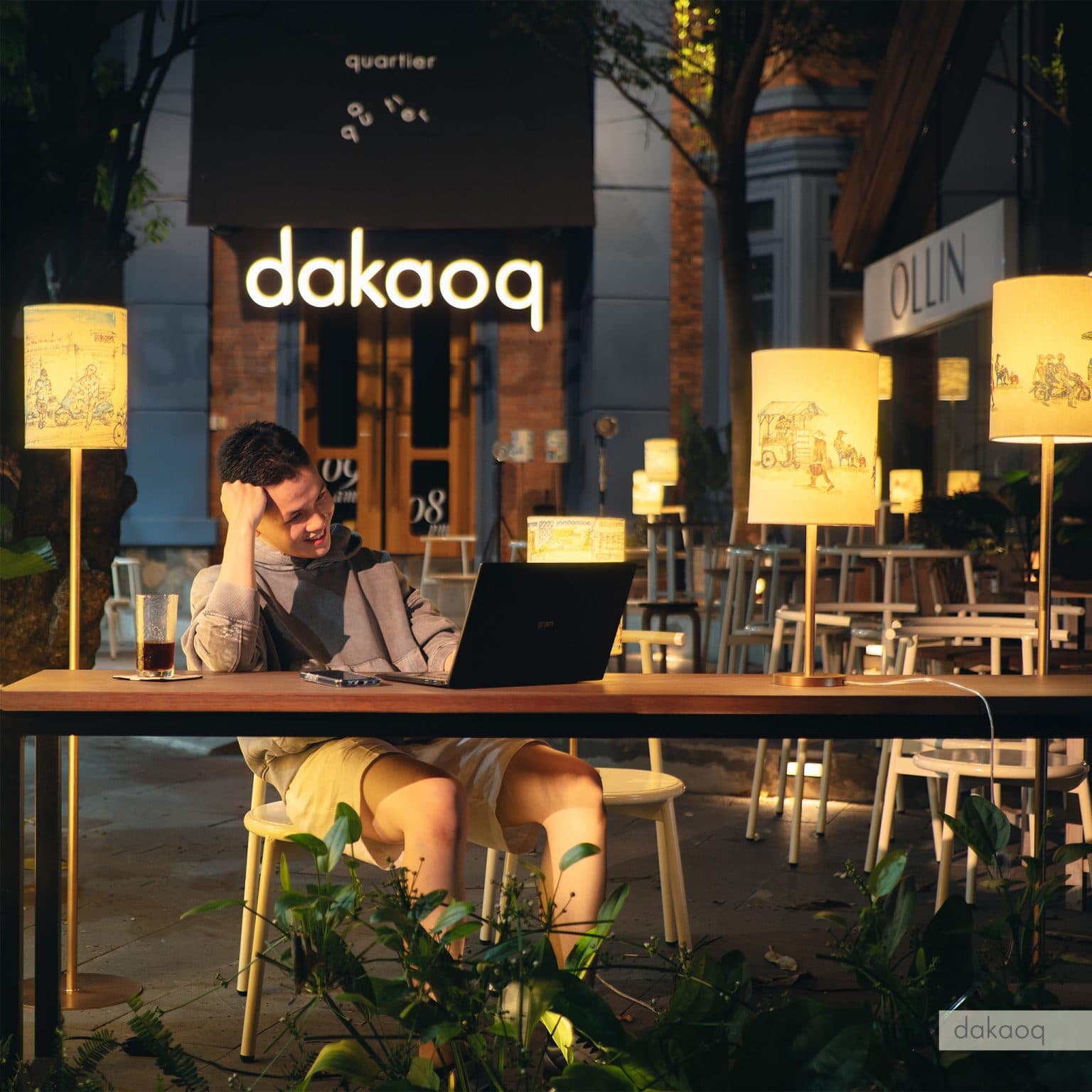 gallery image - bottom